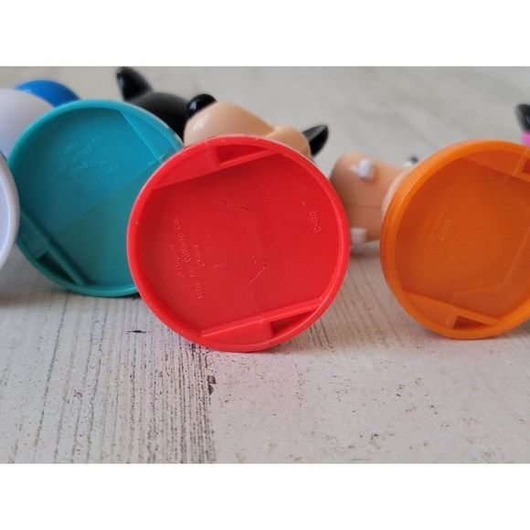 Kellogg Disney Mickey Mouse Minnie Mouse Donald Duck Goofy toy accessory set - Picture 12 of 12